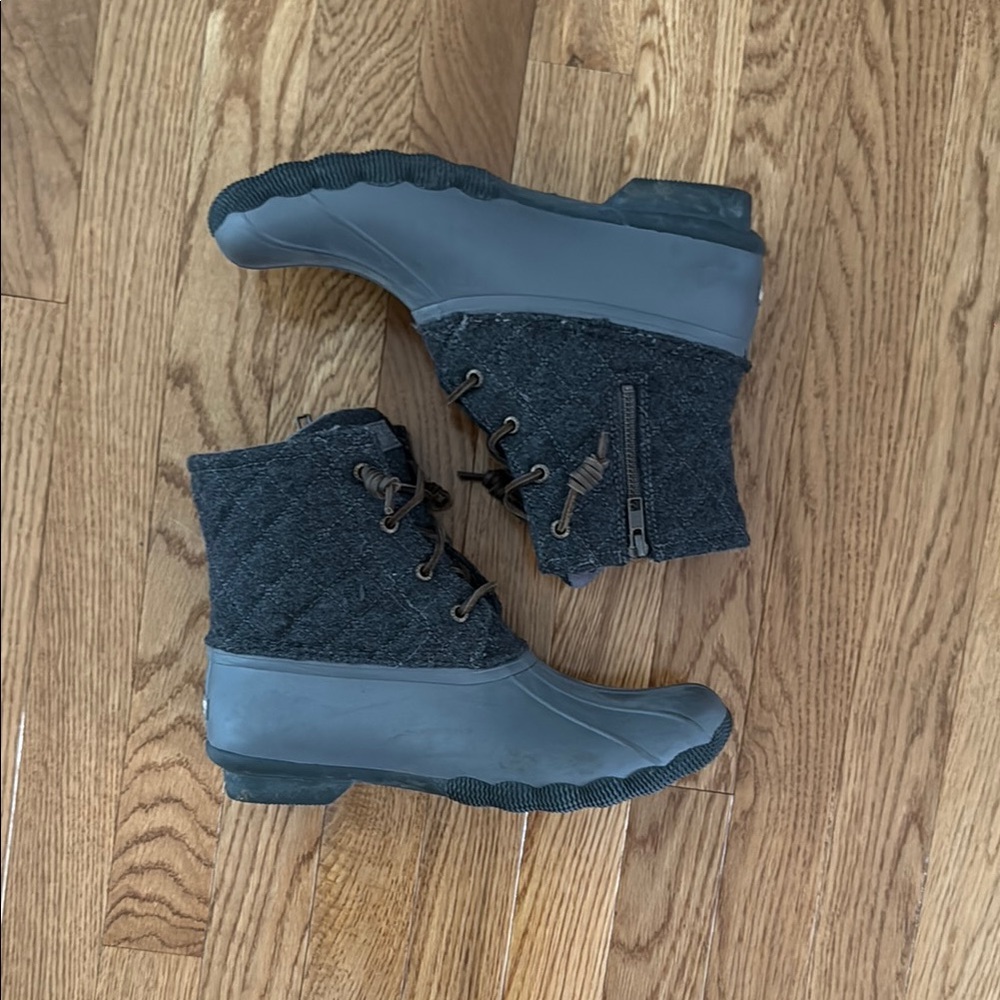 Sperry Gray Winter Rain Boots with Quilted Design